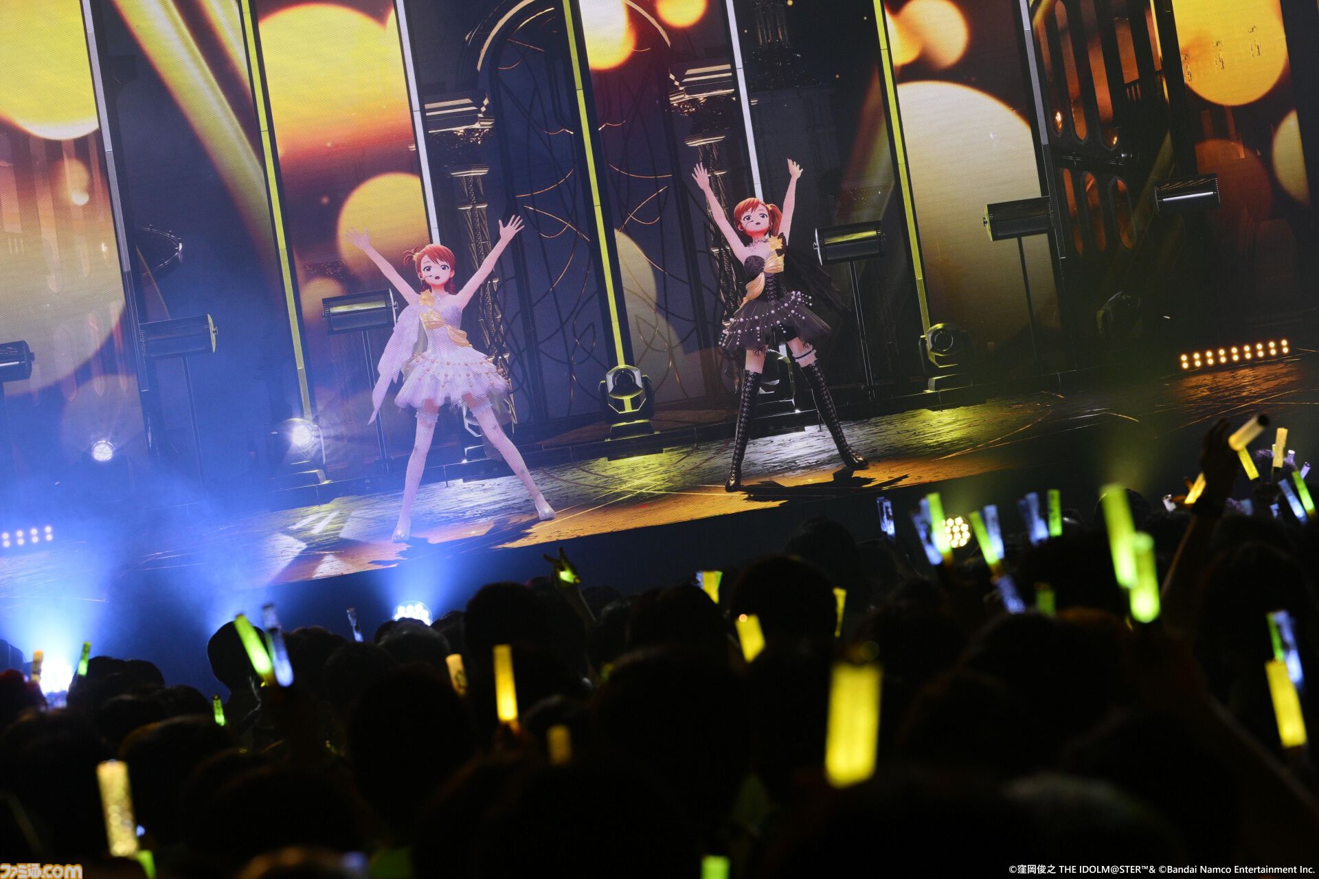 『アイマス』双海亜美・真美 twin live“ふたごぼしのつばさ”東京公演リポート。全曲ふたりでのステージで、新曲『北極星をズラしちゃえ！』でも一体感のあるパフォーマンスを披露。