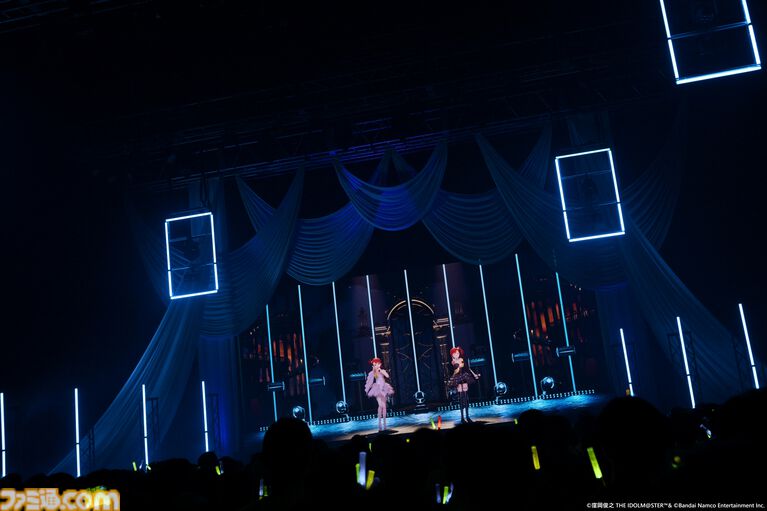 『アイマス』双海亜美・真美 twin live“ふたごぼしのつばさ”東京公演リポート。全曲ふたりでのステージで、新曲『北極星をズラしちゃえ！』でも一体感のあるパフォーマンスを披露。