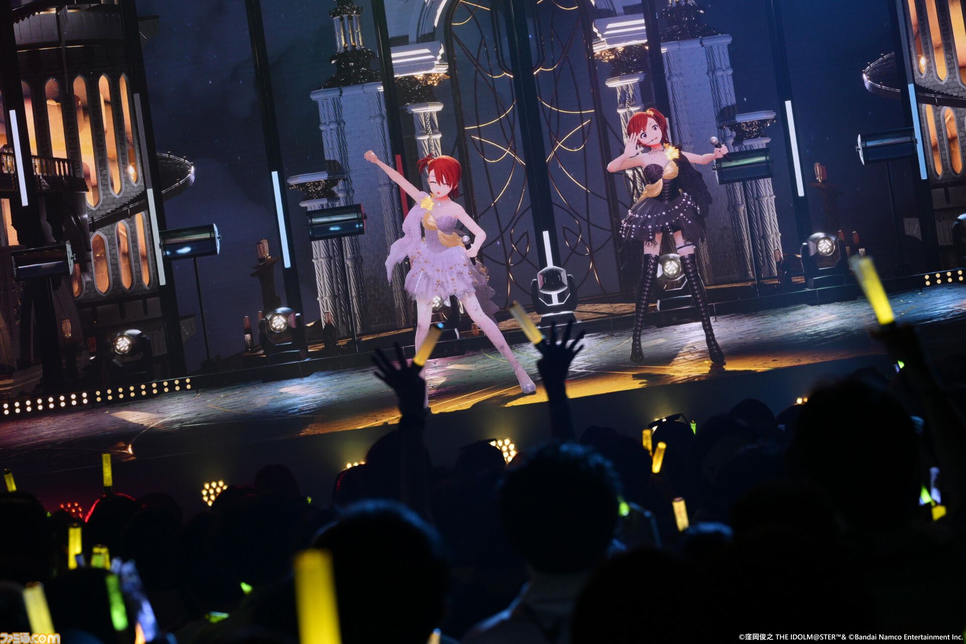 『アイマス』双海亜美・真美 twin live“ふたごぼしのつばさ”東京公演リポート。全曲ふたりでのステージで、新曲『北極星をズラしちゃえ！』でも一体感のあるパフォーマンスを披露。