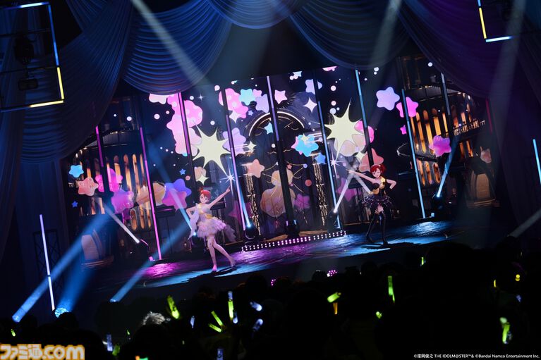 『アイマス』双海亜美・真美 twin live“ふたごぼしのつばさ”東京公演リポート。全曲ふたりでのステージで、新曲『北極星をズラしちゃえ！』でも一体感のあるパフォーマンスを披露。