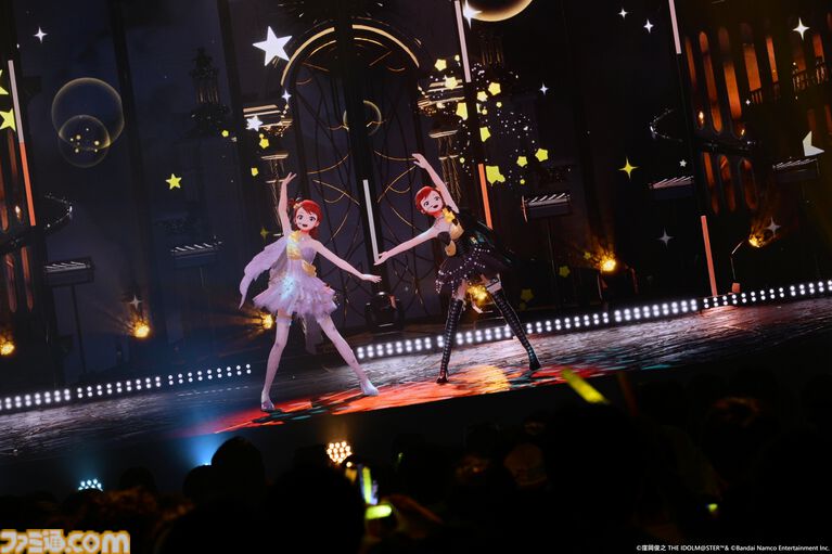 『アイマス』双海亜美・真美 twin live“ふたごぼしのつばさ”東京公演リポート。全曲ふたりでのステージで、新曲『北極星をズラしちゃえ！』でも一体感のあるパフォーマンスを披露。