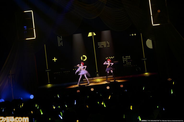 『アイマス』双海亜美・真美 twin live“ふたごぼしのつばさ”東京公演リポート。全曲ふたりでのステージで、新曲『北極星をズラしちゃえ！』でも一体感のあるパフォーマンスを披露。