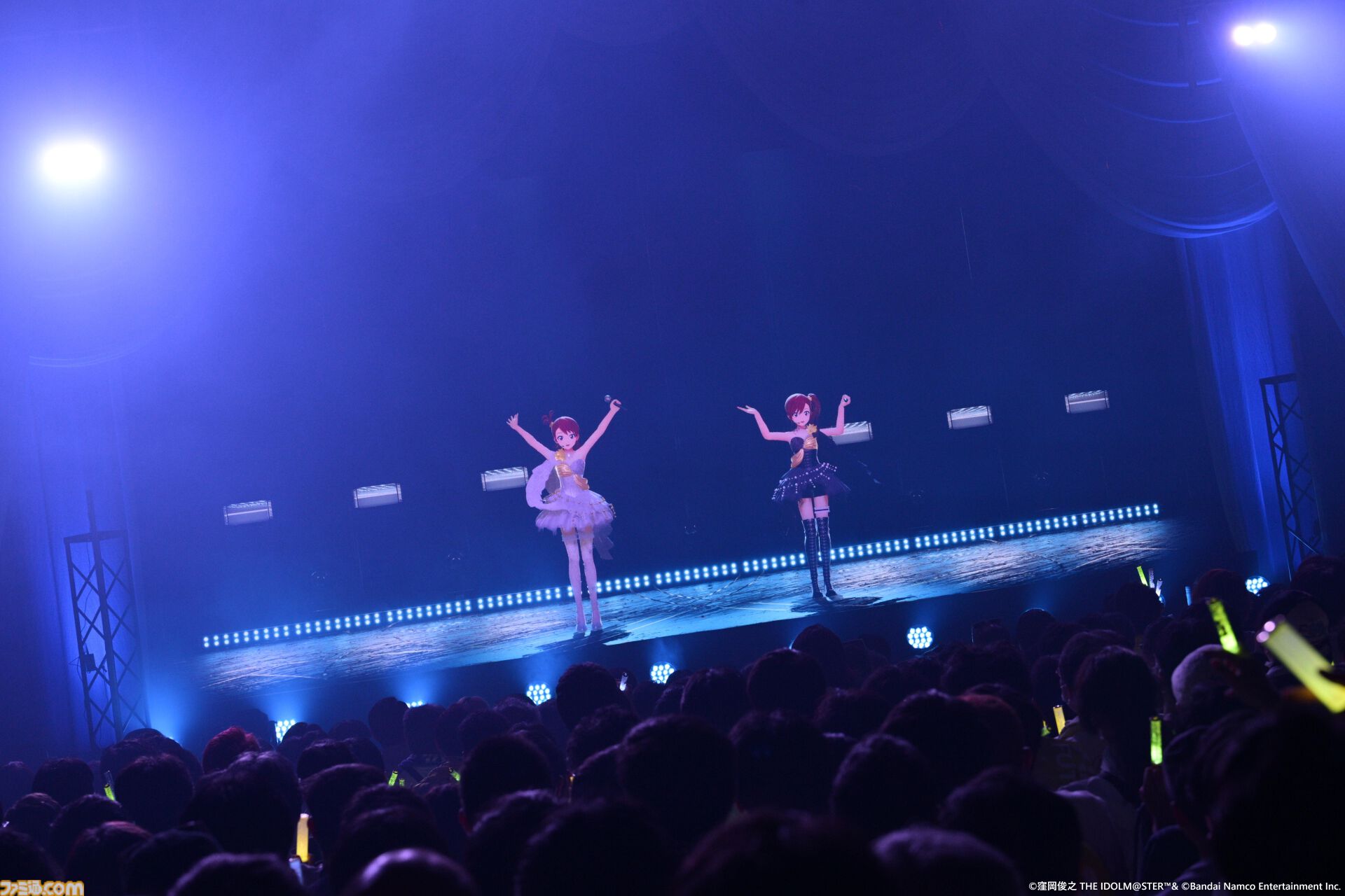 『アイマス』双海亜美・真美 twin live“ふたごぼしのつばさ”東京公演リポート。全曲ふたりでのステージで、新曲『北極星をズラしちゃえ！』でも一体感のあるパフォーマンスを披露。
