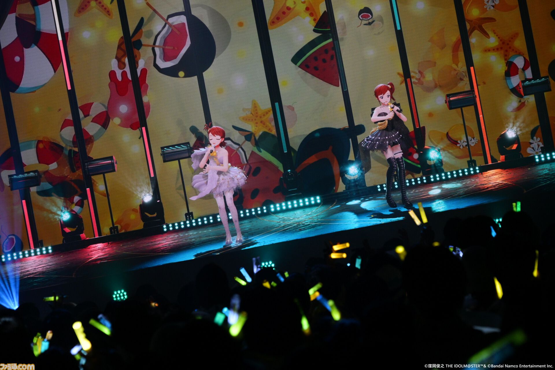『アイマス』双海亜美・真美 twin live“ふたごぼしのつばさ”東京公演リポート。全曲ふたりでのステージで、新曲『北極星をズラしちゃえ！』でも一体感のあるパフォーマンスを披露。