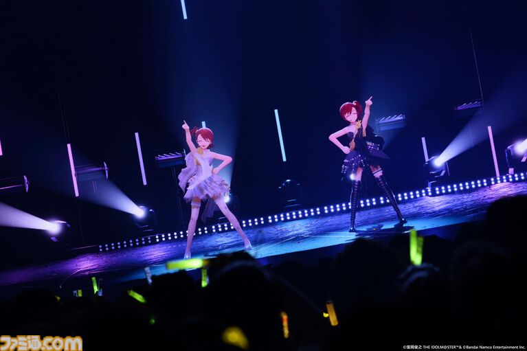 『アイマス』双海亜美・真美 twin live“ふたごぼしのつばさ”東京公演リポート。全曲ふたりでのステージで、新曲『北極星をズラしちゃえ！』でも一体感のあるパフォーマンスを披露。