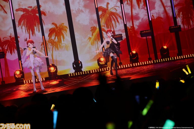 『アイマス』双海亜美・真美 twin live“ふたごぼしのつばさ”東京公演リポート。全曲ふたりでのステージで、新曲『北極星をズラしちゃえ！』でも一体感のあるパフォーマンスを披露。