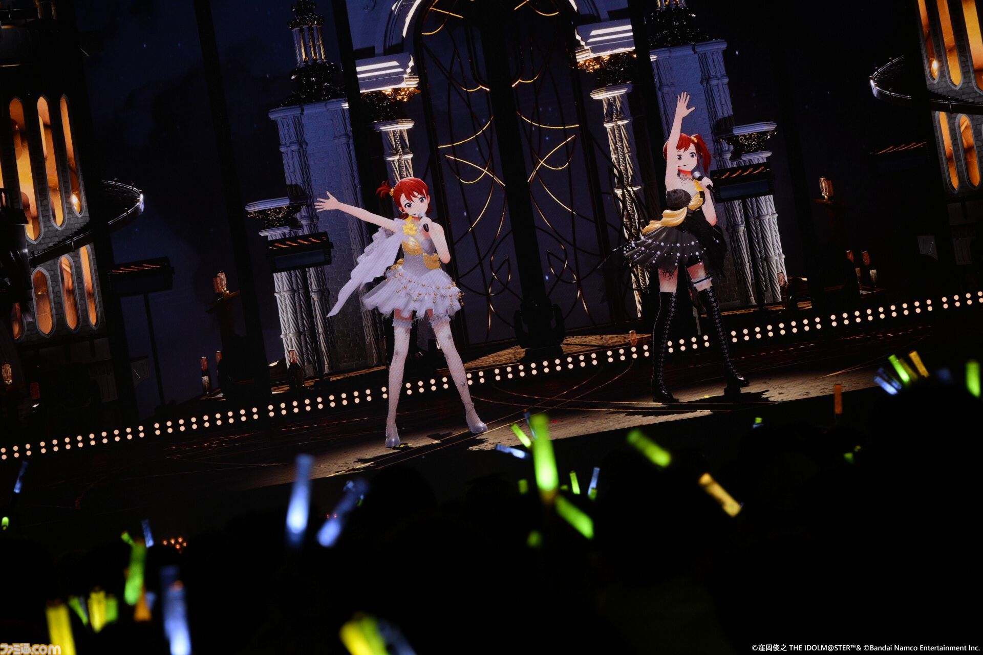 『アイマス』双海亜美・真美 twin live“ふたごぼしのつばさ”東京公演リポート。全曲ふたりでのステージで、新曲『北極星をズラしちゃえ！』でも一体感のあるパフォーマンスを披露。