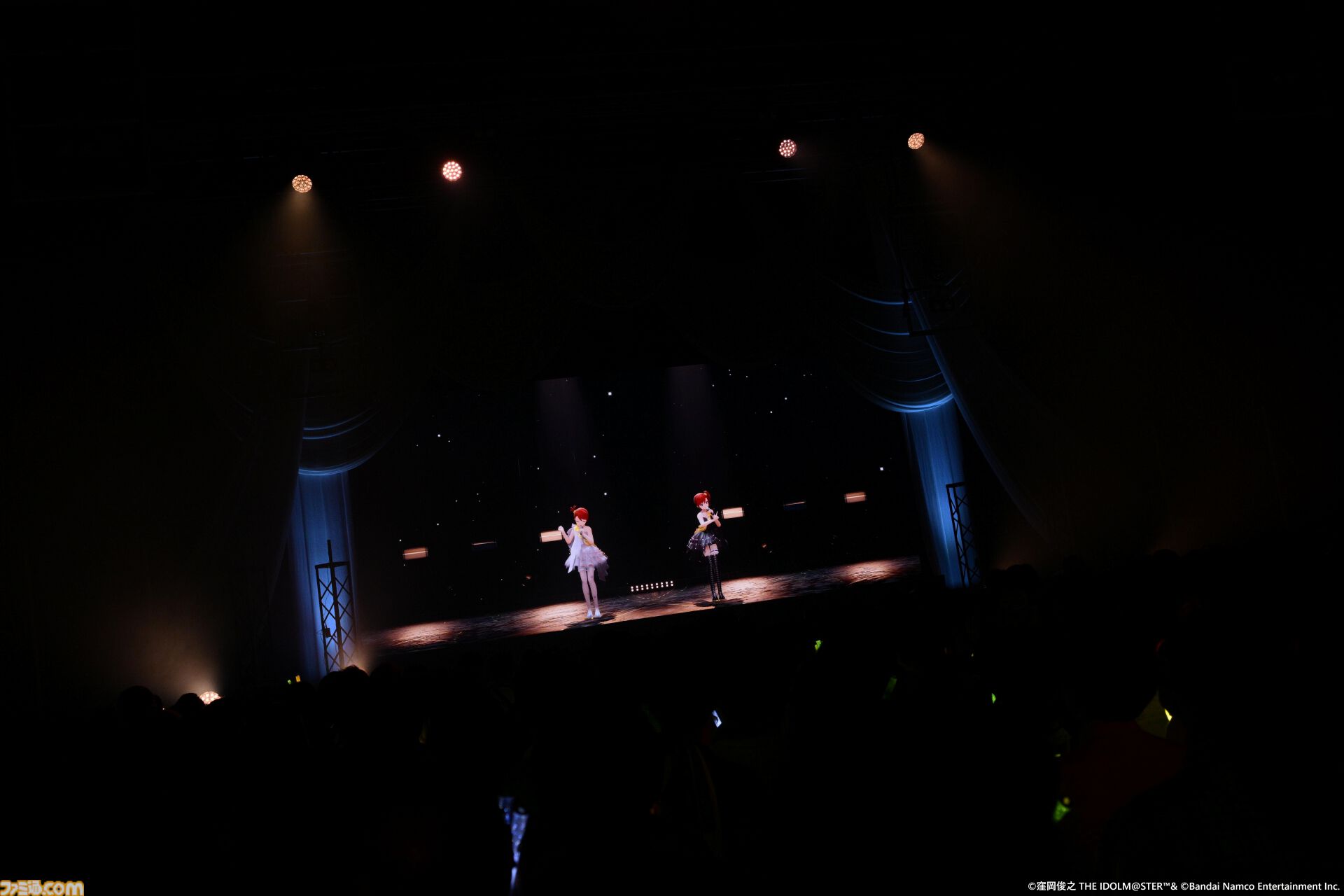 『アイマス』双海亜美・真美 twin live“ふたごぼしのつばさ”東京公演リポート。全曲ふたりでのステージで、新曲『北極星をズラしちゃえ！』でも一体感のあるパフォーマンスを披露。