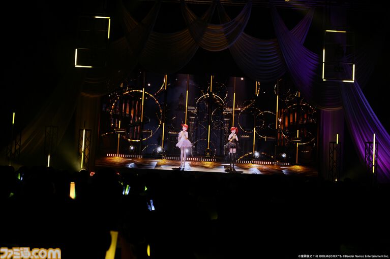 『アイマス』双海亜美・真美 twin live“ふたごぼしのつばさ”東京公演リポート。全曲ふたりでのステージで、新曲『北極星をズラしちゃえ！』でも一体感のあるパフォーマンスを披露。