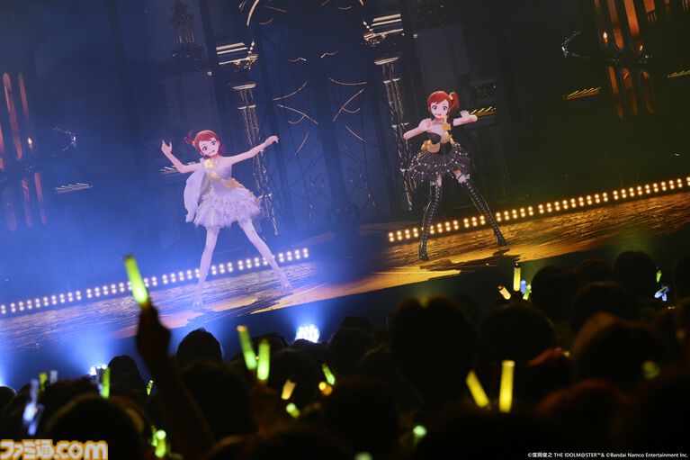 『アイマス』双海亜美・真美 twin live“ふたごぼしのつばさ”東京公演リポート。全曲ふたりでのステージで、新曲『北極星をズラしちゃえ！』でも一体感のあるパフォーマンスを披露。