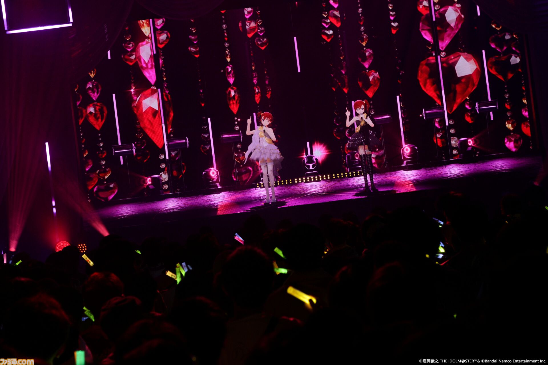 『アイマス』双海亜美・真美 twin live“ふたごぼしのつばさ”東京公演リポート。全曲ふたりでのステージで、新曲『北極星をズラしちゃえ！』でも一体感のあるパフォーマンスを披露。