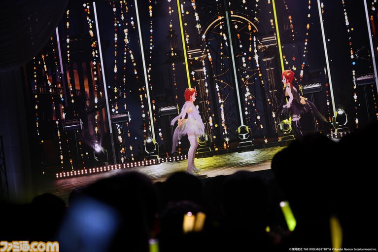 『アイマス』双海亜美・真美 twin live“ふたごぼしのつばさ”東京公演リポート。全曲ふたりでのステージで、新曲『北極星をズラしちゃえ！』でも一体感のあるパフォーマンスを披露。