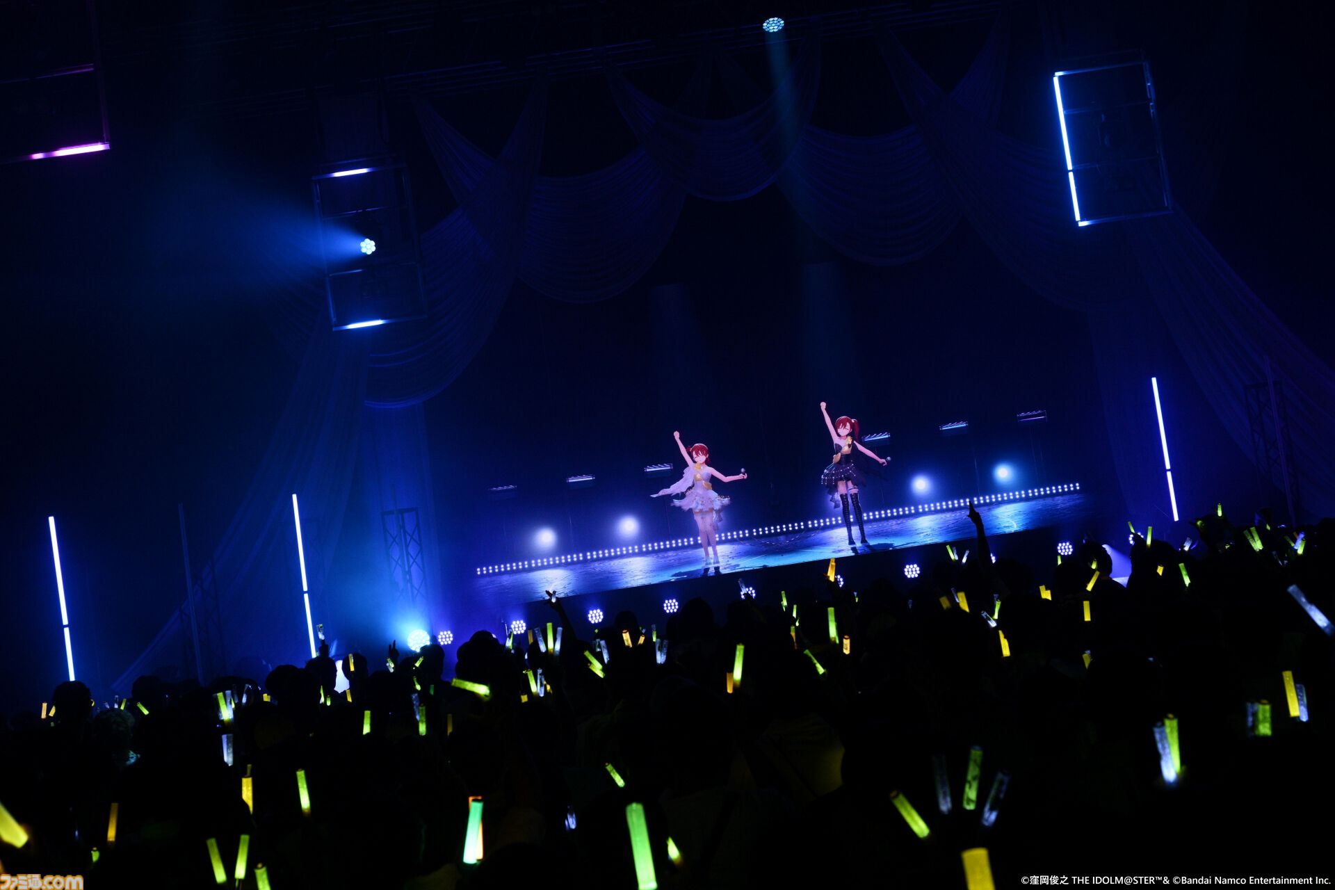 『アイマス』双海亜美・真美 twin live“ふたごぼしのつばさ”東京公演リポート。全曲ふたりでのステージで、新曲『北極星をズラしちゃえ！』でも一体感のあるパフォーマンスを披露。