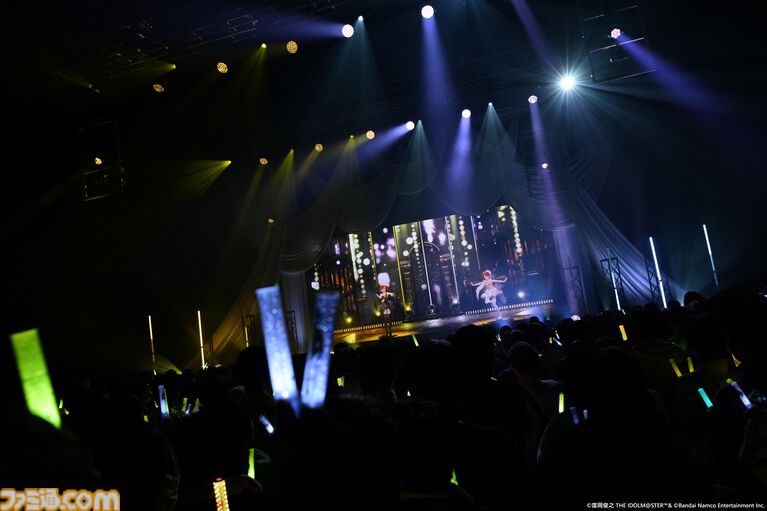 『アイマス』双海亜美・真美 twin live“ふたごぼしのつばさ”東京公演リポート。全曲ふたりでのステージで、新曲『北極星をズラしちゃえ！』でも一体感のあるパフォーマンスを披露。