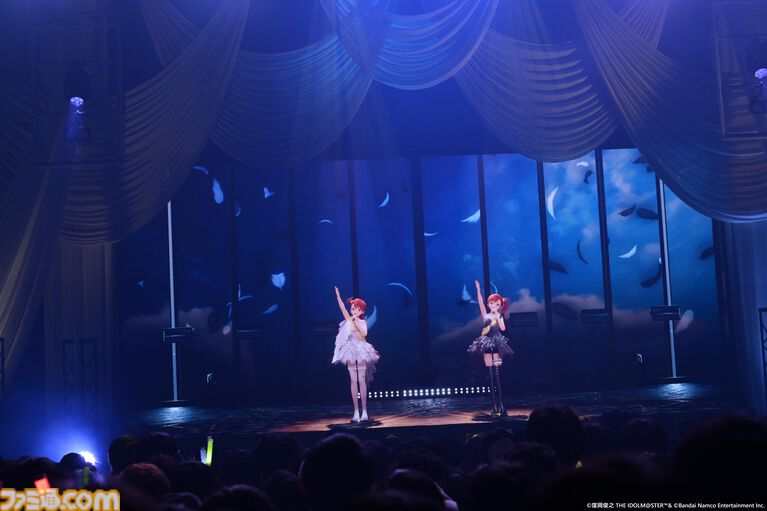 『アイマス』双海亜美・真美 twin live“ふたごぼしのつばさ”東京公演リポート。全曲ふたりでのステージで、新曲『北極星をズラしちゃえ！』でも一体感のあるパフォーマンスを披露。