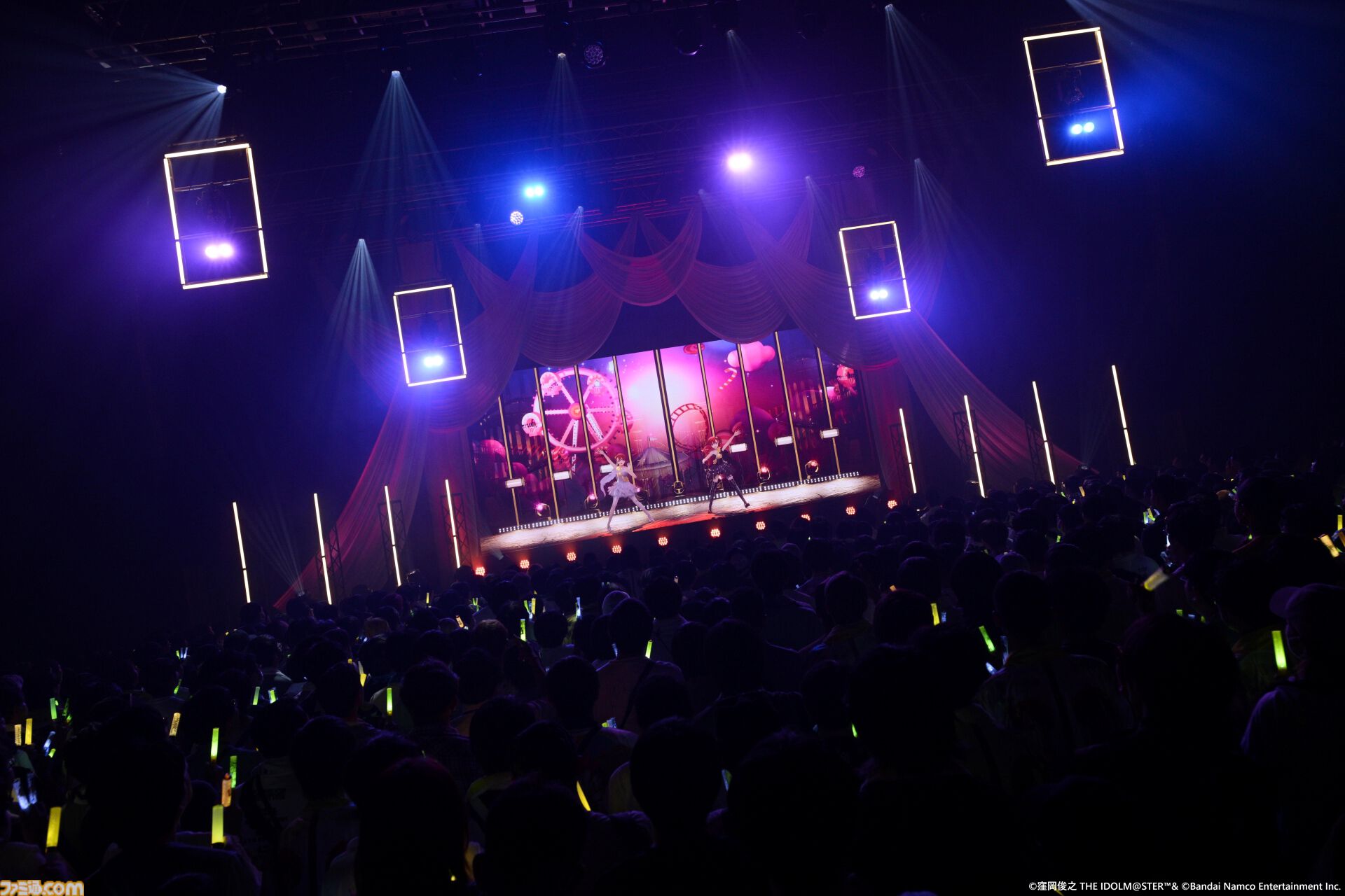『アイマス』双海亜美・真美 twin live“ふたごぼしのつばさ”東京公演リポート。全曲ふたりでのステージで、新曲『北極星をズラしちゃえ！』でも一体感のあるパフォーマンスを披露。