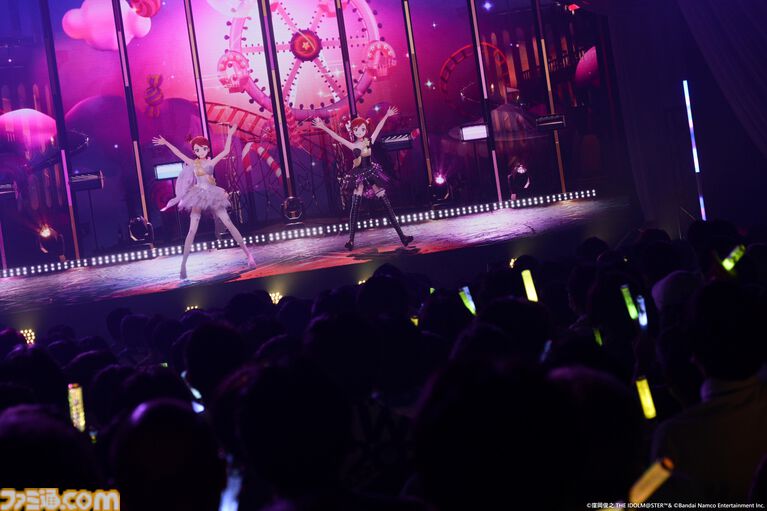 『アイマス』双海亜美・真美 twin live“ふたごぼしのつばさ”東京公演リポート。全曲ふたりでのステージで、新曲『北極星をズラしちゃえ！』でも一体感のあるパフォーマンスを披露。