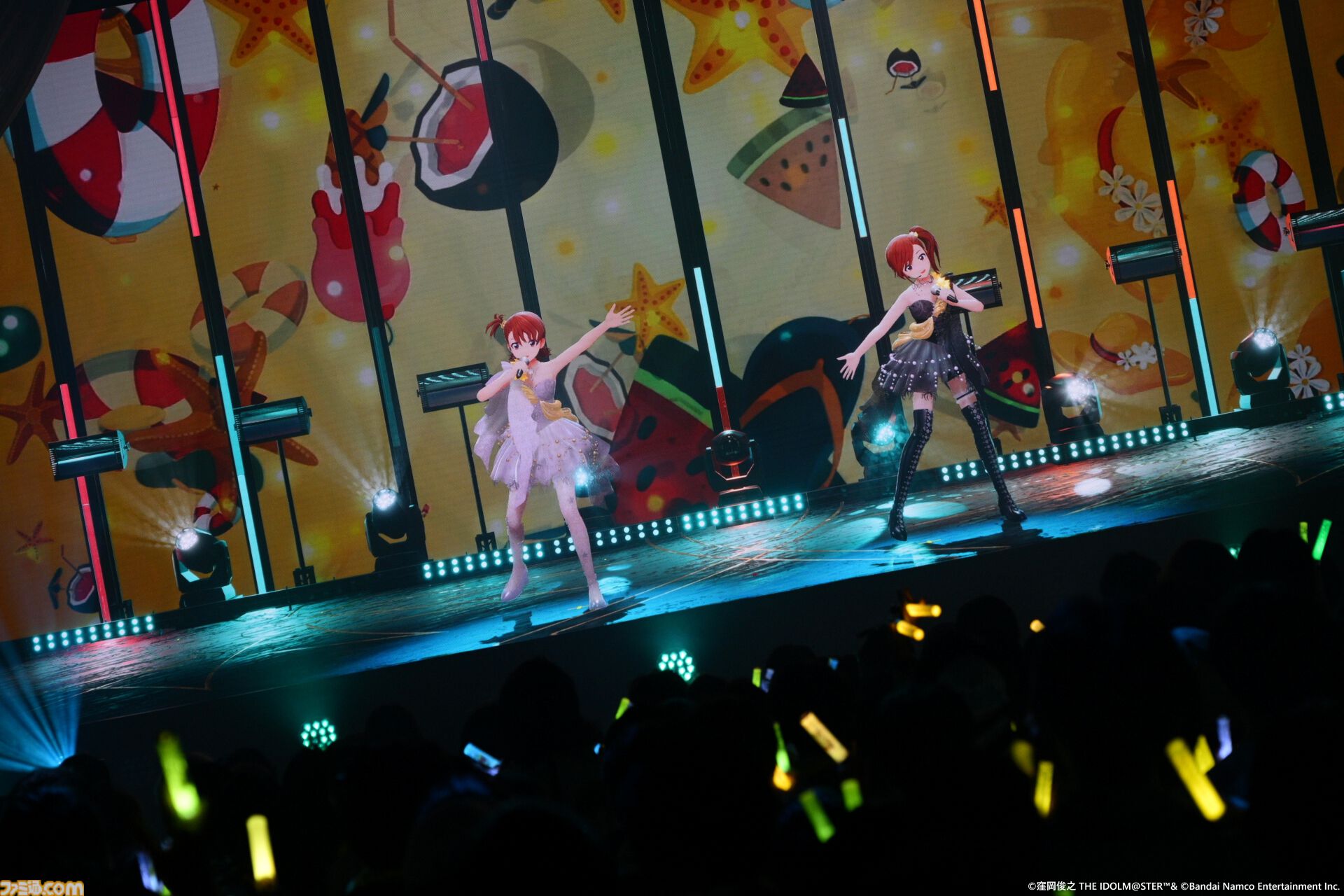 『アイマス』双海亜美・真美 twin live“ふたごぼしのつばさ”東京公演リポート。全曲ふたりでのステージで、新曲『北極星をズラしちゃえ！』でも一体感のあるパフォーマンスを披露。
