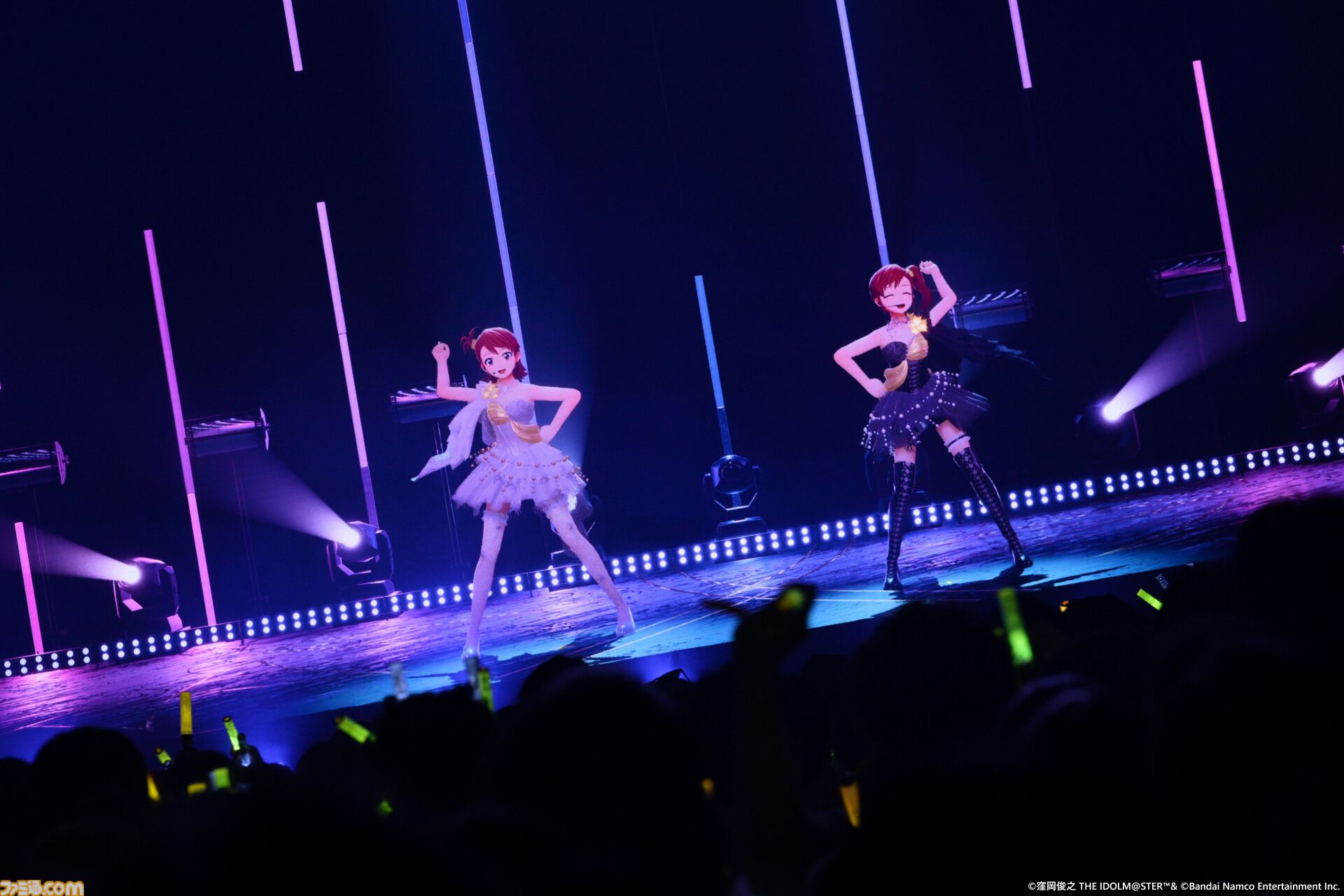 『アイマス』双海亜美・真美 twin live“ふたごぼしのつばさ”東京公演リポート。全曲ふたりでのステージで、新曲『北極星をズラしちゃえ！』でも一体感のあるパフォーマンスを披露。