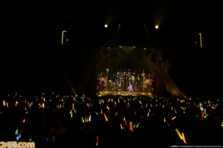 『アイマス』双海亜美・真美 twin live“ふたごぼしのつばさ”東京公演リポート。全曲ふたりでのステージで、新曲『北極星をズラしちゃえ！』でも一体感のあるパフォーマンスを披露。
