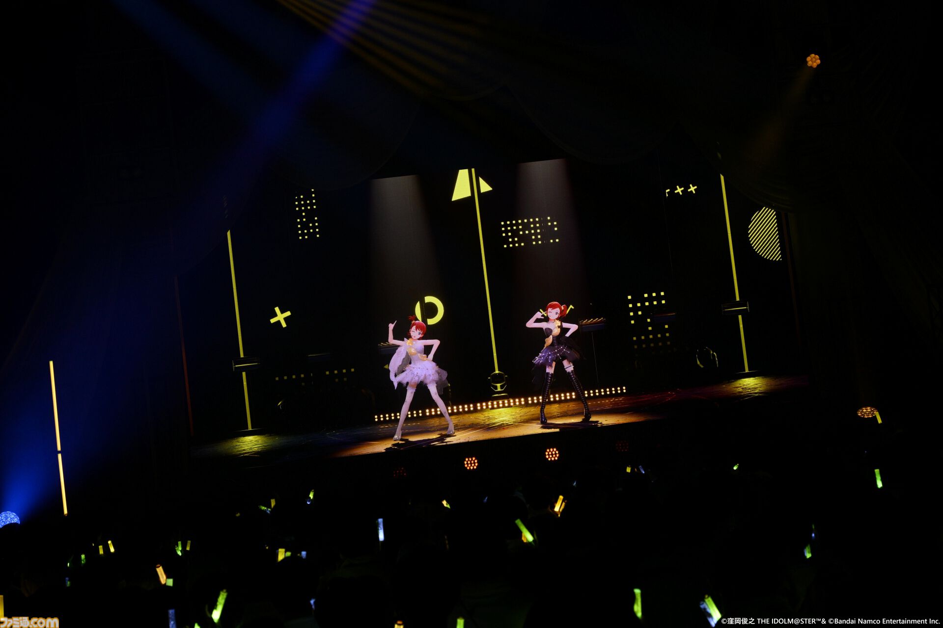 『アイマス』双海亜美・真美 twin live“ふたごぼしのつばさ”東京公演リポート。全曲ふたりでのステージで、新曲『北極星をズラしちゃえ！』でも一体感のあるパフォーマンスを披露。