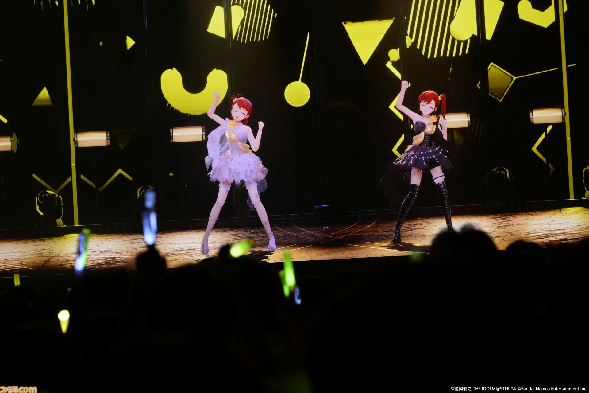 『アイマス』双海亜美・真美 twin live“ふたごぼしのつばさ”東京公演リポート。全曲ふたりでのステージで、新曲『北極星をズラしちゃえ！』でも一体感のあるパフォーマンスを披露。