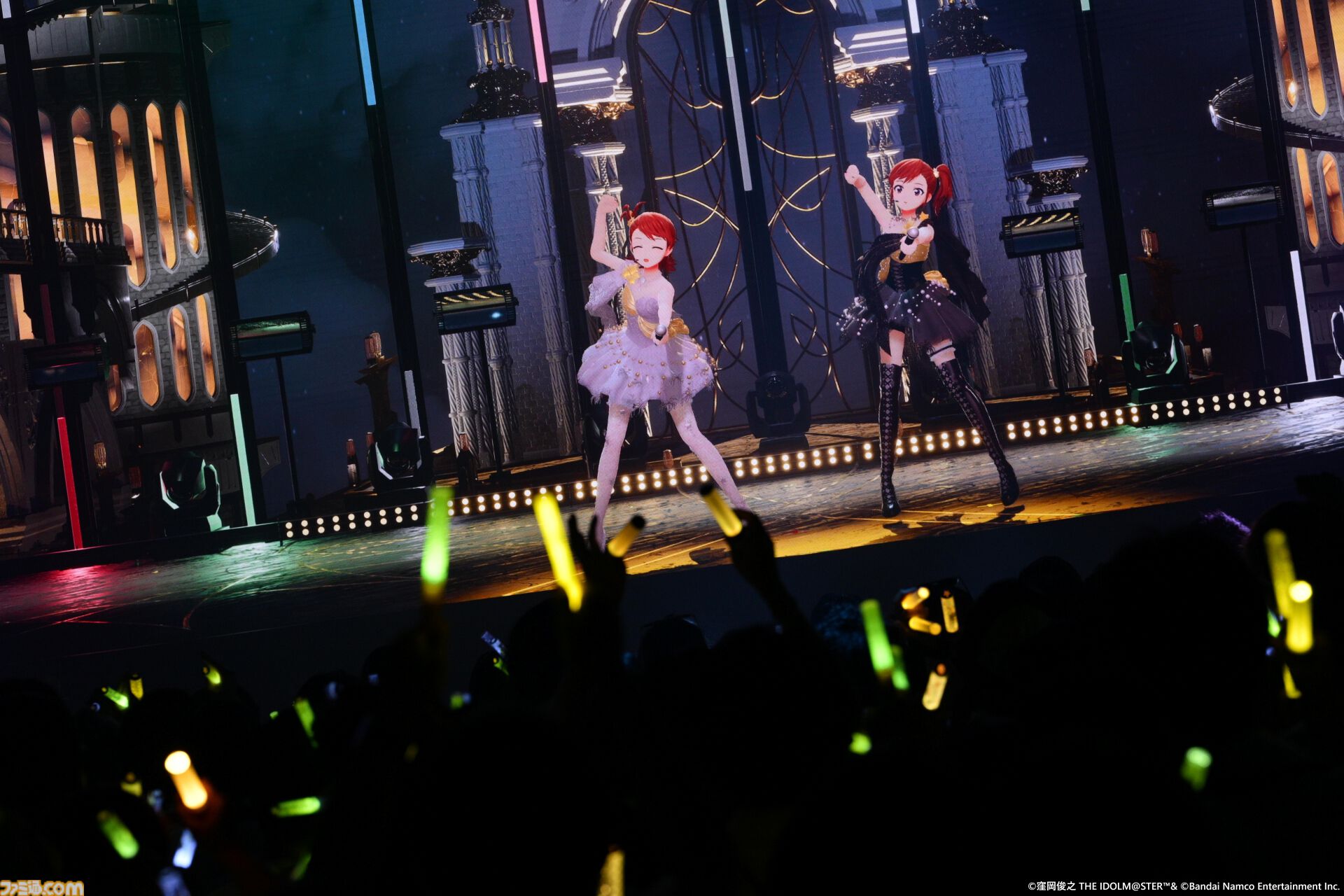 『アイマス』双海亜美・真美 twin live“ふたごぼしのつばさ”東京公演リポート。全曲ふたりでのステージで、新曲『北極星をズラしちゃえ！』でも一体感のあるパフォーマンスを披露。