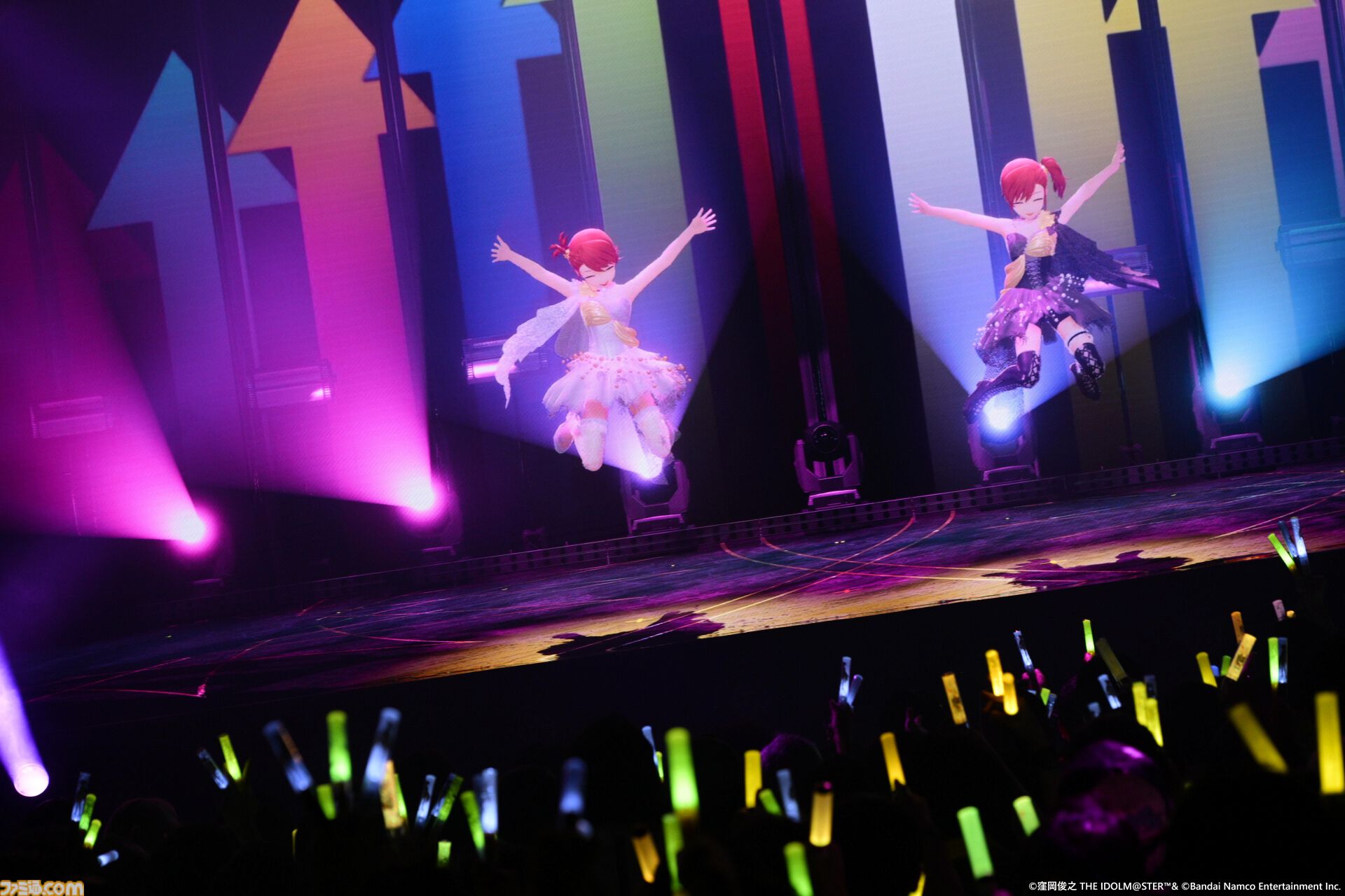 『アイマス』双海亜美・真美 twin live“ふたごぼしのつばさ”東京公演リポート。全曲ふたりでのステージで、新曲『北極星をズラしちゃえ！』でも一体感のあるパフォーマンスを披露。