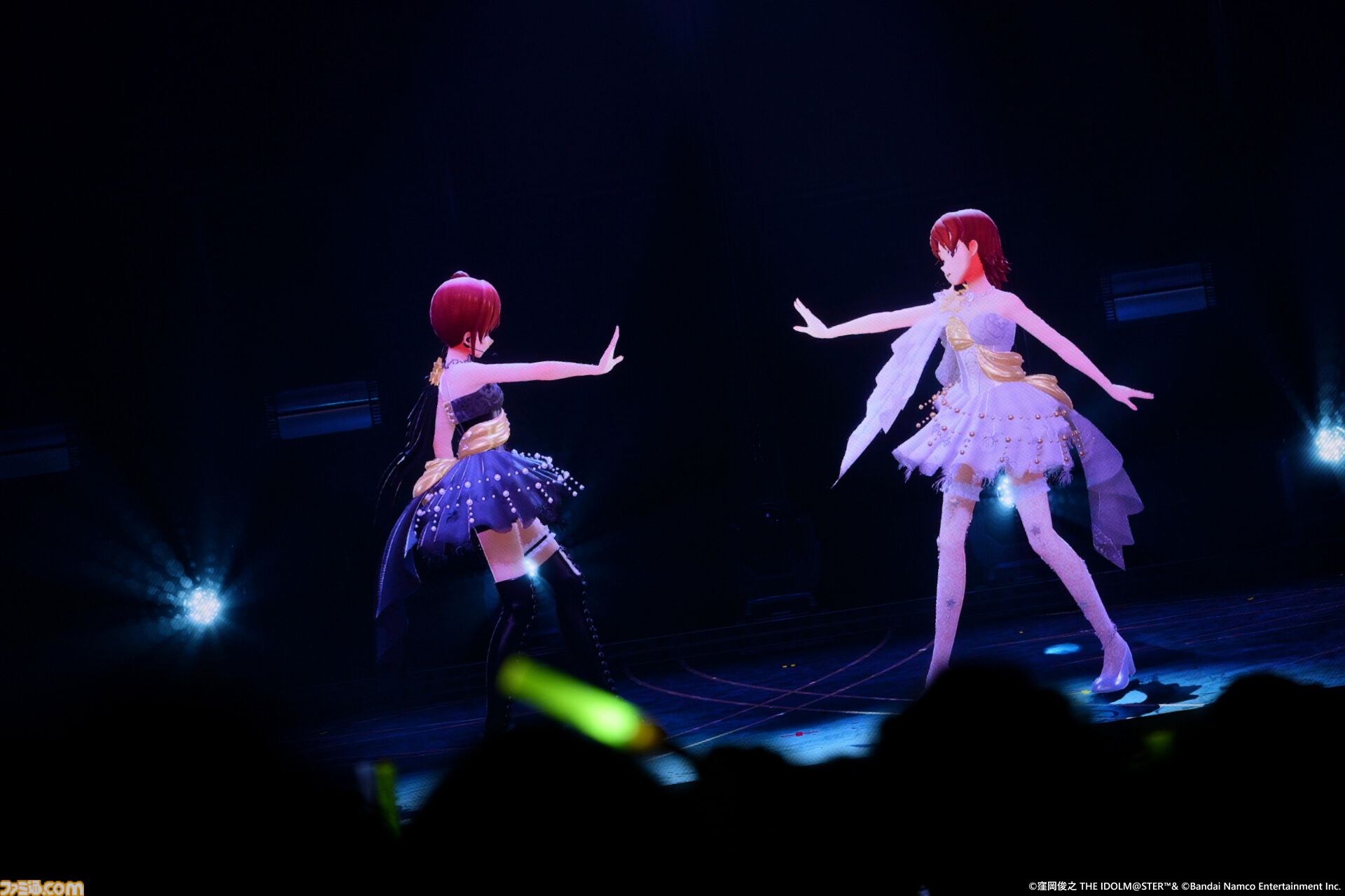 『アイマス』双海亜美・真美 twin live“ふたごぼしのつばさ”東京公演リポート。全曲ふたりでのステージで、新曲『北極星をズラしちゃえ！』でも一体感のあるパフォーマンスを披露。