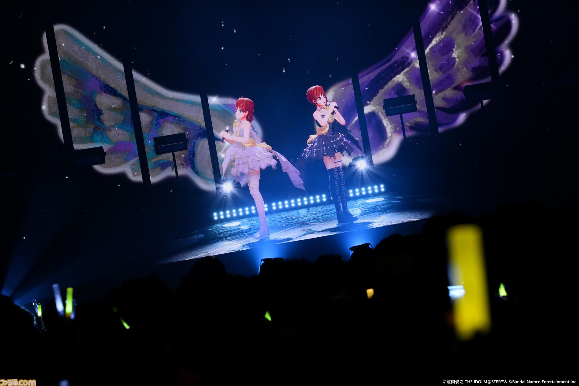『アイマス』双海亜美・真美 twin live“ふたごぼしのつばさ”東京公演リポート。全曲ふたりでのステージで、新曲『北極星をズラしちゃえ！』でも一体感のあるパフォーマンスを披露。