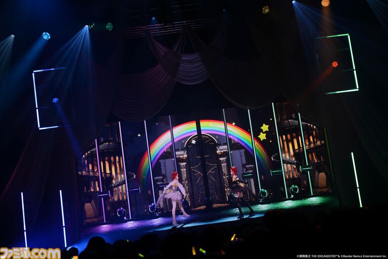 『アイマス』双海亜美・真美 twin live“ふたごぼしのつばさ”東京公演リポート。全曲ふたりでのステージで、新曲『北極星をズラしちゃえ！』でも一体感のあるパフォーマンスを披露。