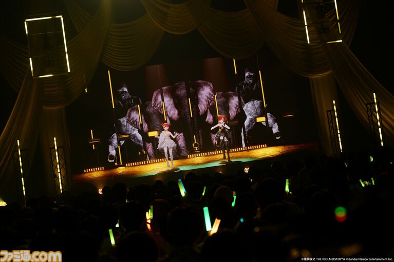 『アイマス』双海亜美・真美 twin live“ふたごぼしのつばさ”東京公演リポート。全曲ふたりでのステージで、新曲『北極星をズラしちゃえ！』でも一体感のあるパフォーマンスを披露。