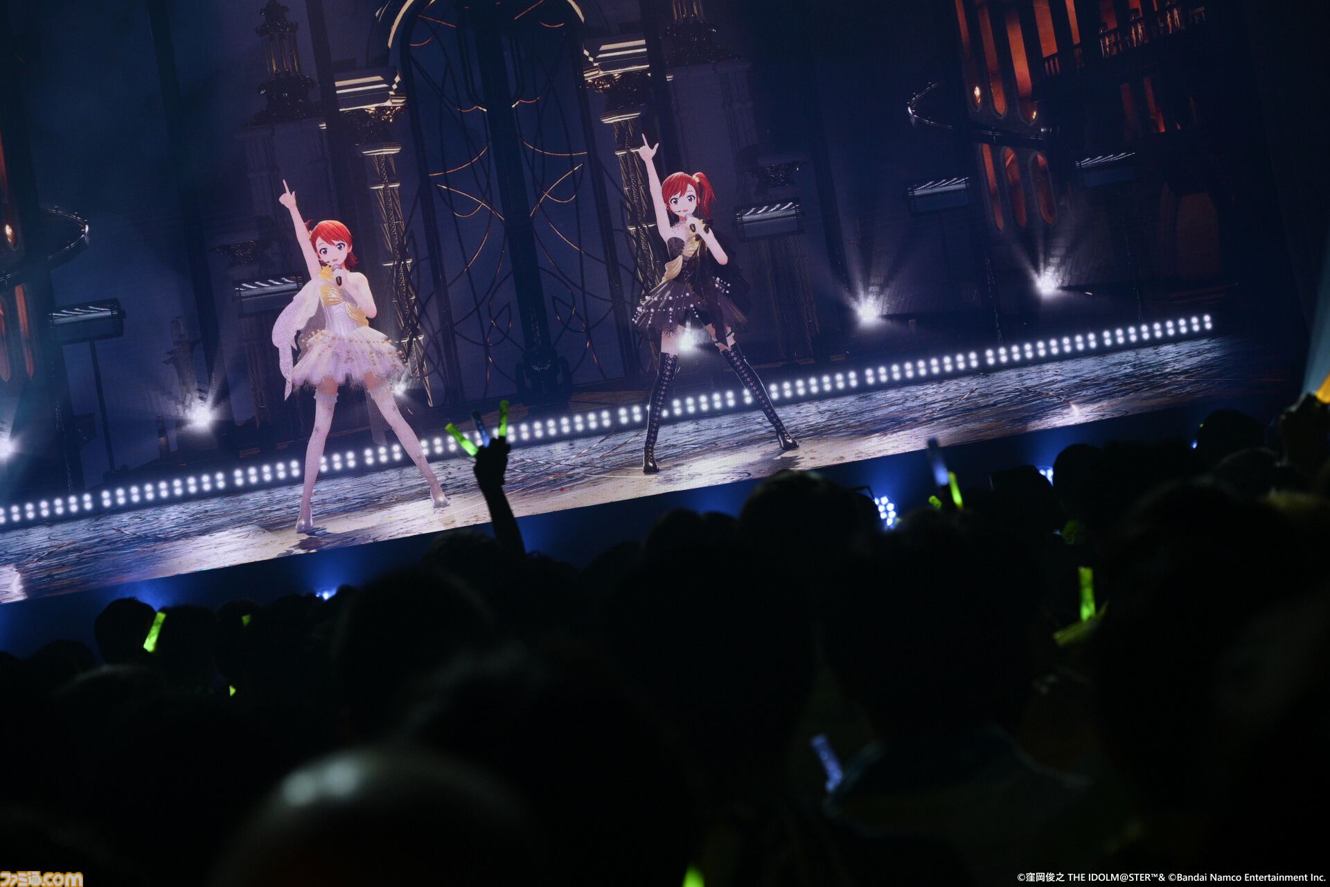 『アイマス』双海亜美・真美 twin live“ふたごぼしのつばさ”東京公演リポート。全曲ふたりでのステージで、新曲『北極星をズラしちゃえ！』でも一体感のあるパフォーマンスを披露。