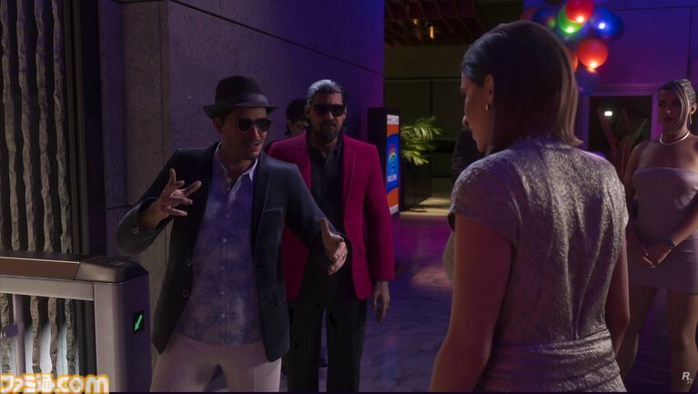 『GTA6』26分の長尺映像でついにゲームプレイ初公開。犬とじゃれるシーン、盗んだ車を中継するストリーマーのライブ配信など、新要素続々