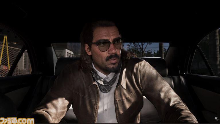 『GTA6』26分の長尺映像でついにゲームプレイ初公開。犬とじゃれるシーン、盗んだ車を中継するストリーマーのライブ配信など、新要素続々