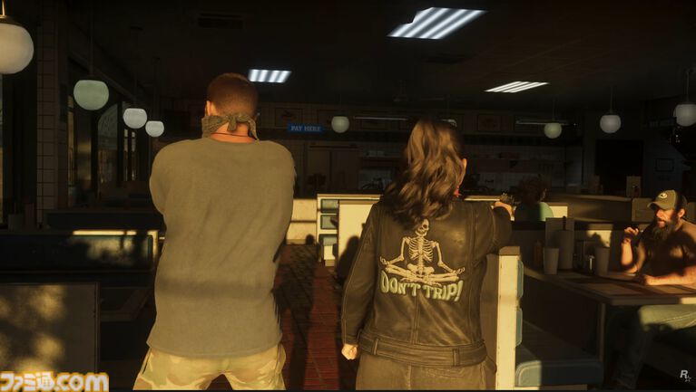 『GTA6』26分の長尺映像でついにゲームプレイ初公開。犬とじゃれるシーン、盗んだ車を中継するストリーマーのライブ配信など、新要素続々