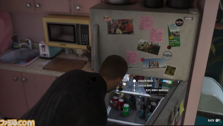 『GTA6』26分の長尺映像でついにゲームプレイ初公開。犬とじゃれるシーン、盗んだ車を中継するストリーマーのライブ配信など、新要素続々