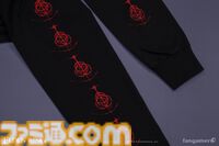 『エルデンリング』ラニ様、ブライヴのピンバッジ、紋章柄の日記帳、褪せ人Tシャツといった新グッズ4点が発売