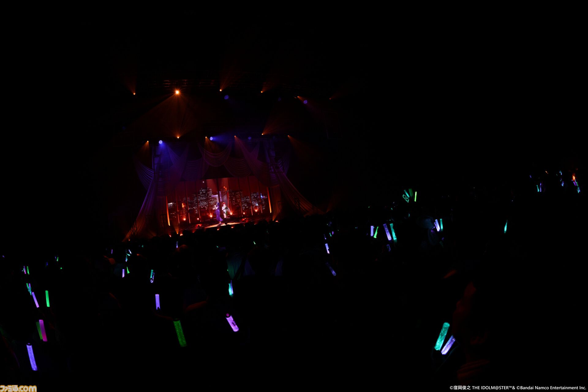 『アイマス』三浦あずさ・秋月律子 twin live “つみまつよるまち”東京公演リポート。大人の魅力が溢れる落ち着いたライブで、オシャレな新曲『Binary Star』も披露