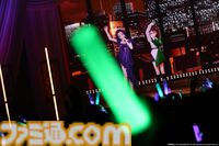 『アイマス』三浦あずさ・秋月律子 twin live “つみまつよるまち”東京公演リポート。大人の魅力が溢れる落ち着いたライブで、オシャレな新曲『Binary Star』も披露