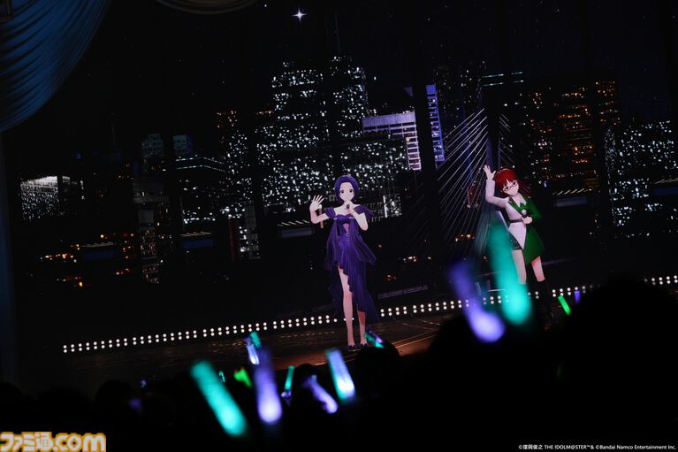 『アイマス』三浦あずさ・秋月律子 twin live “つみまつよるまち”東京公演リポート。大人の魅力が溢れる落ち着いたライブで、オシャレな新曲『Binary Star』も披露