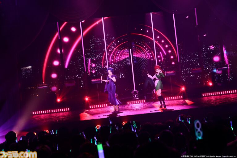 『アイマス』三浦あずさ・秋月律子 twin live “つみまつよるまち”東京公演リポート。大人の魅力が溢れる落ち着いたライブで、オシャレな新曲『Binary Star』も披露