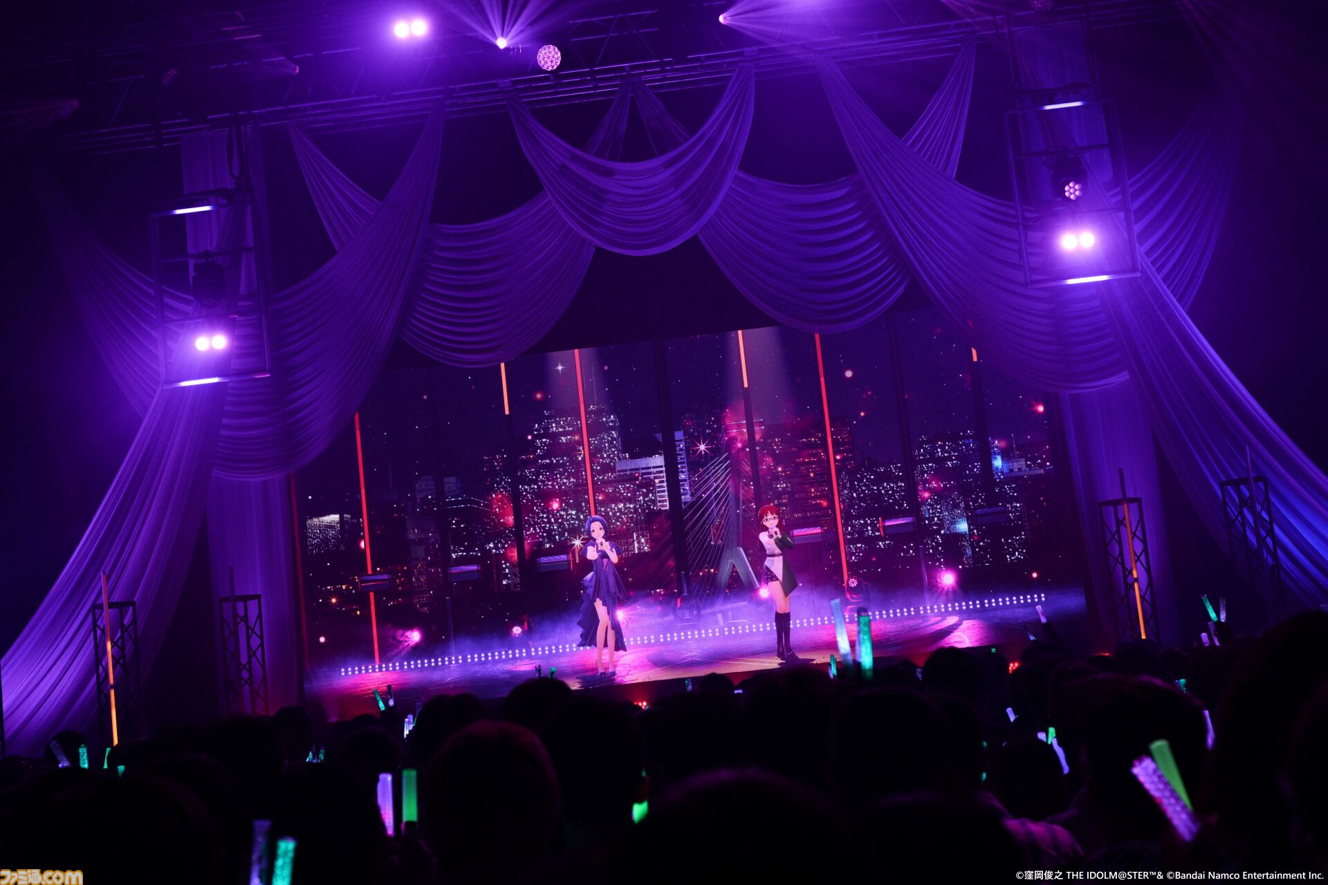 『アイマス』三浦あずさ・秋月律子 twin live “つみまつよるまち”東京公演リポート。大人の魅力が溢れる落ち着いたライブで、オシャレな新曲『Binary Star』も披露