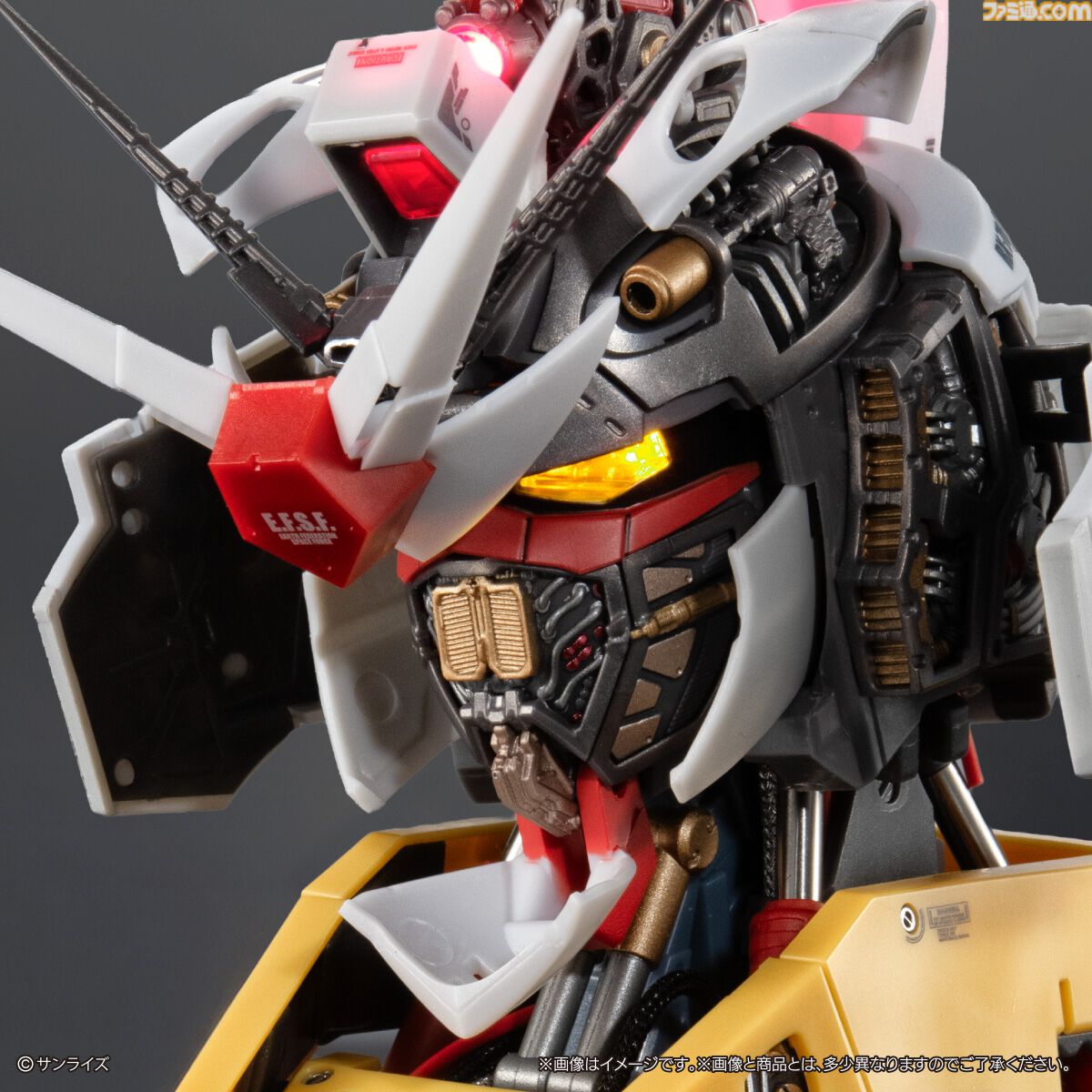 【ガンダム】3種合体で全高約20cmのバストアップフィギュアに。精巧な内部構造も楽しめる。本日（8/31）よりガシャポンオンラインで予約開始