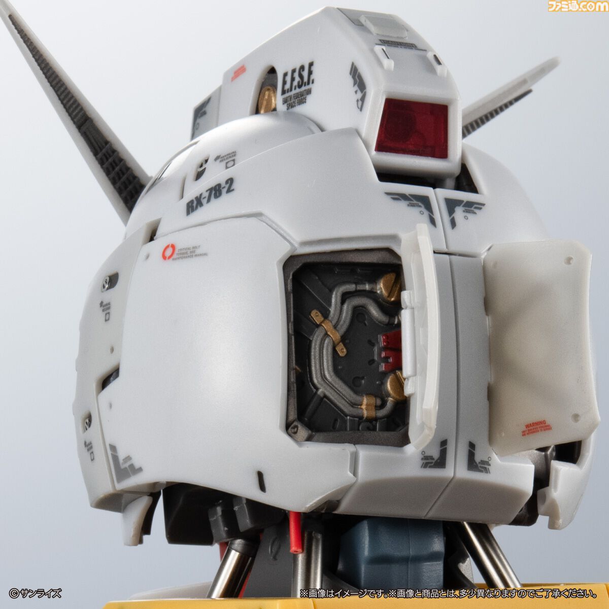 【ガンダム】3種合体で全高約20cmのバストアップフィギュアに。精巧な内部構造も楽しめる。本日（8/31）よりガシャポンオンラインで予約開始