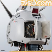 【ガンダム】3種合体で全高約20cmのバストアップフィギュアに。精巧な内部構造も楽しめる。本日（8/31）よりガシャポンオンラインで予約開始