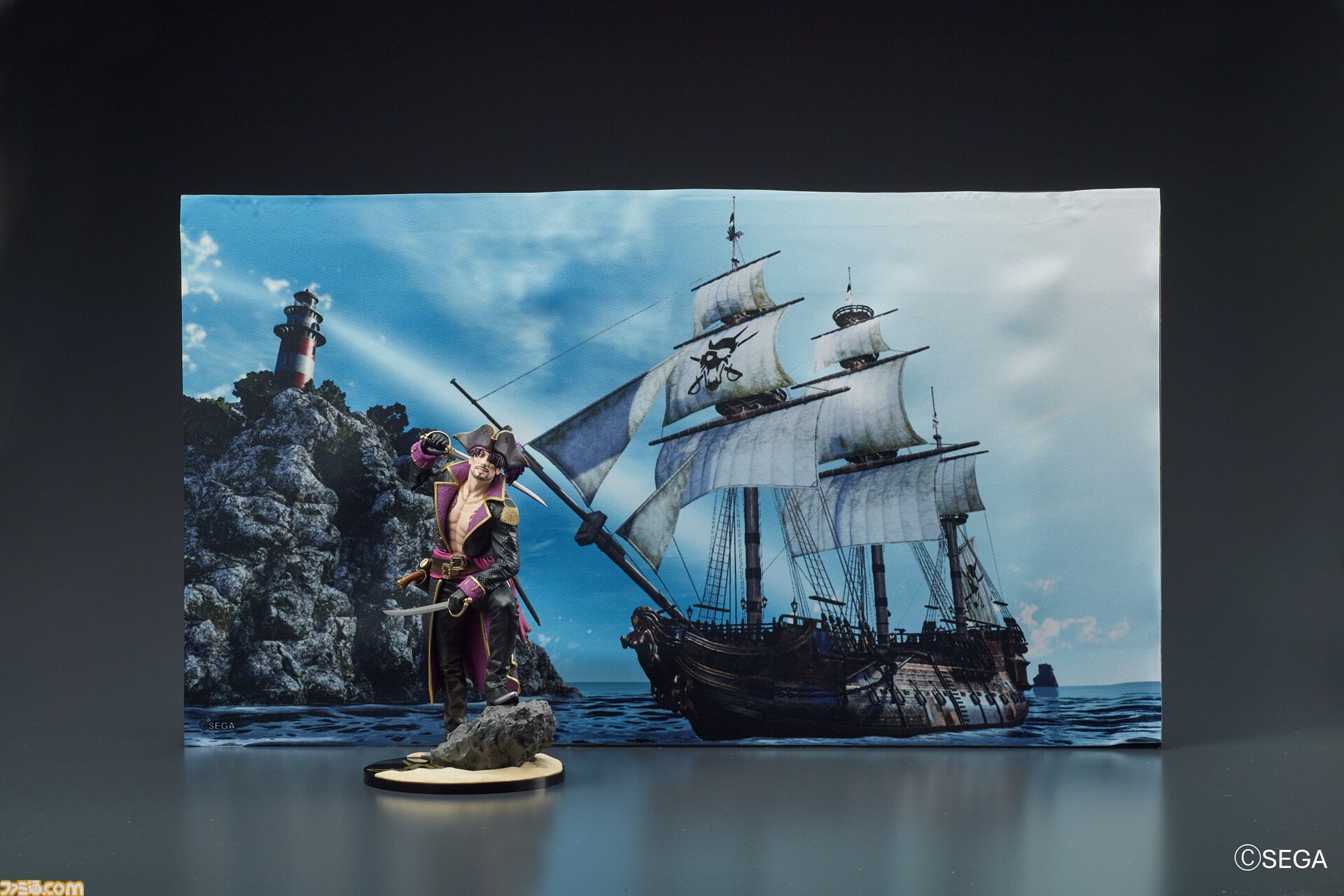 『龍が如く8外伝』キャプテン真島フィギュアがエビテンで予約受付中。限定特典はフィギュアのバックに飾ってもよし、敷いてもよしの“ゴロー丸布ポスター”