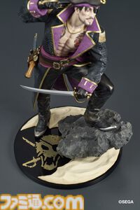 『龍が如く8外伝』キャプテン真島フィギュアがエビテンで予約受付中。限定特典はフィギュアのバックに飾ってもよし、敷いてもよしの“ゴロー丸布ポスター”