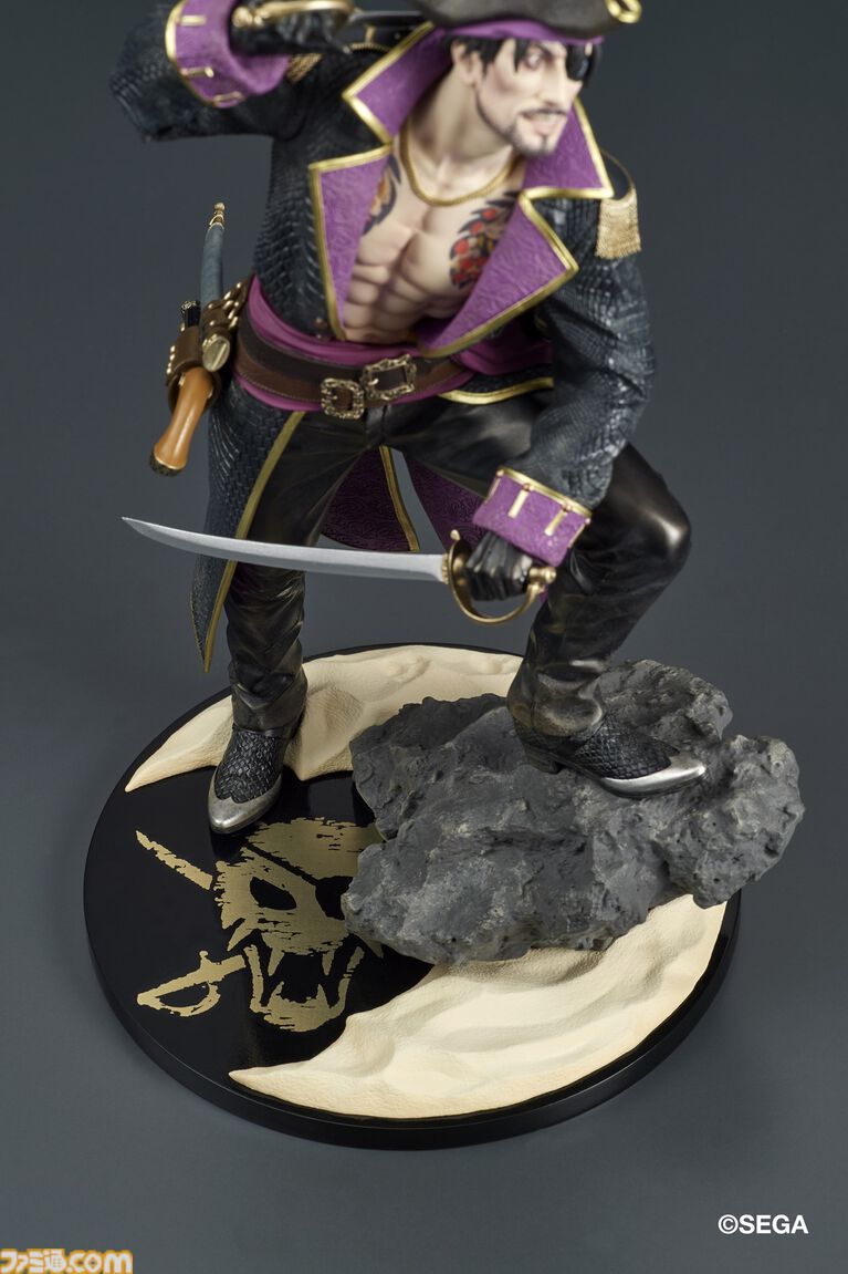 『龍が如く8外伝』キャプテン真島フィギュアがエビテンで予約受付中。限定特典はフィギュアのバックに飾ってもよし、敷いてもよしの“ゴロー丸布ポスター”