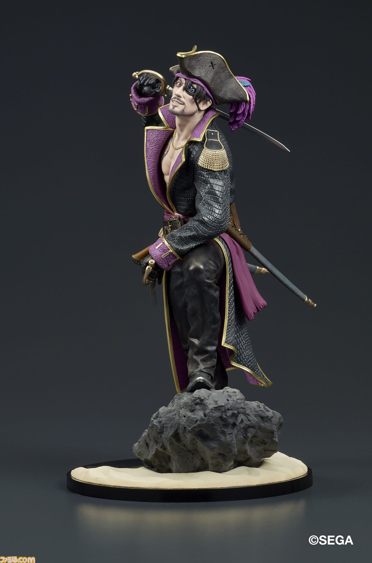 『龍が如く8外伝』キャプテン真島フィギュアがエビテンで予約受付中。限定特典はフィギュアのバックに飾ってもよし、敷いてもよしの“ゴロー丸布ポスター”